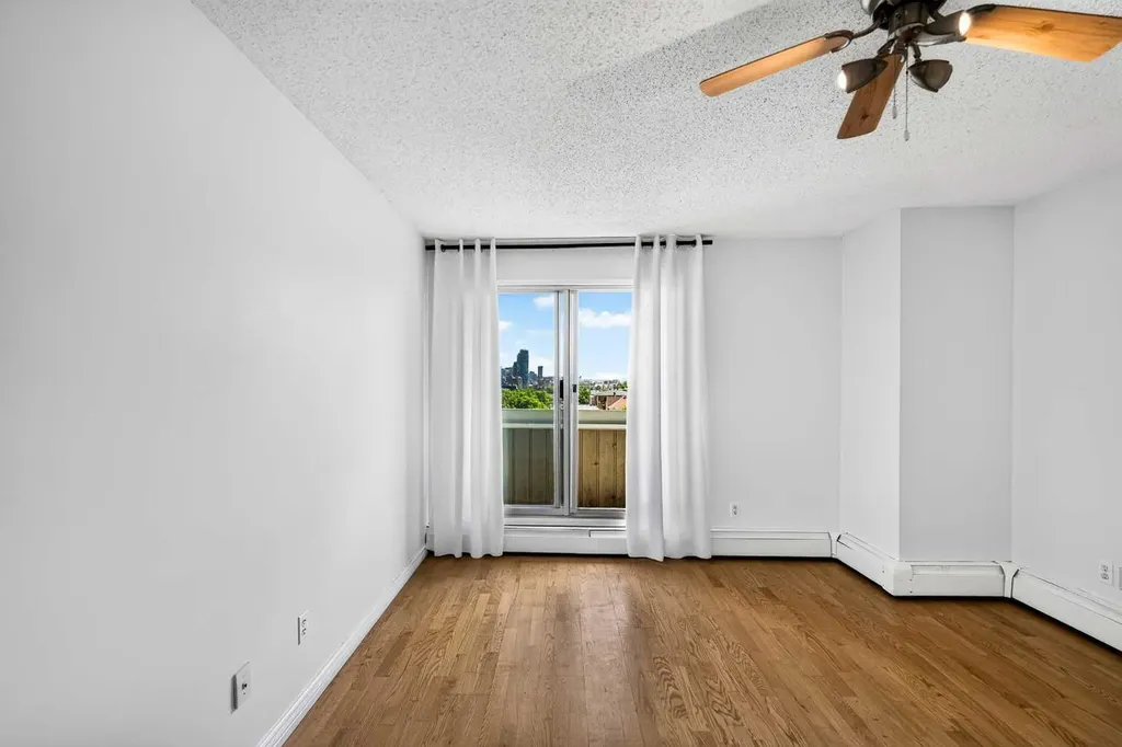 1814 18 Street SW Calgary AB T2T 4T1
