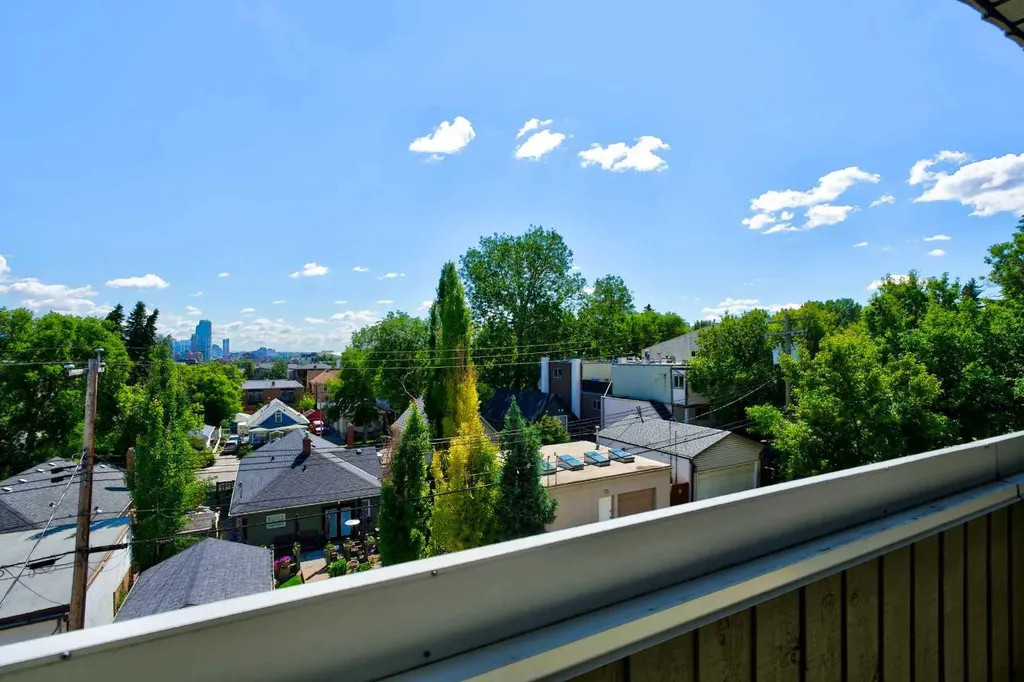 1814 18 Street SW Calgary AB T2T 4T1