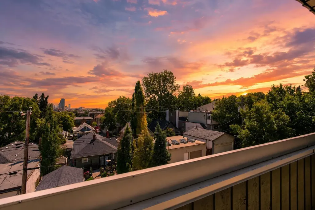1814 18 Street SW Calgary AB T2T 4T1
