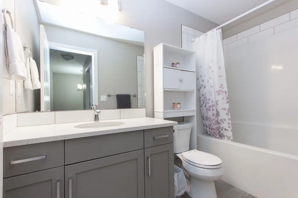 148 Vanier Drive Red Deer AB T4R 0K9