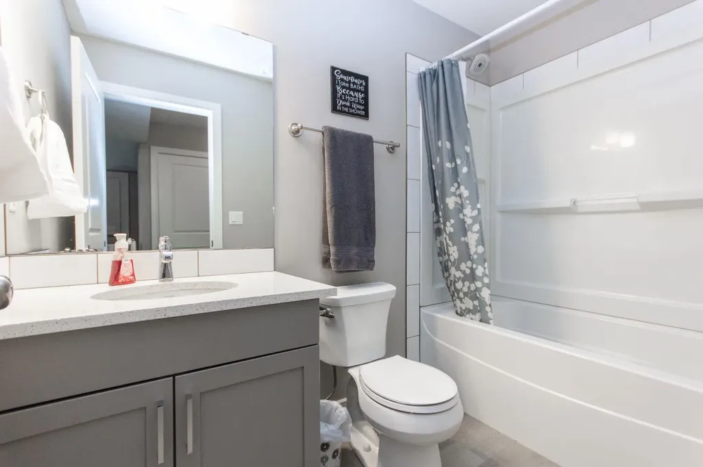 148 Vanier Drive Red Deer AB T4R 0K9