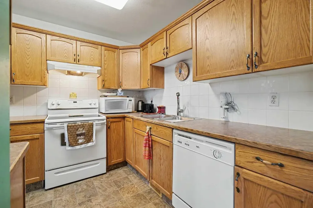 149 Silver Drive Blackfalds AB T0M0J0