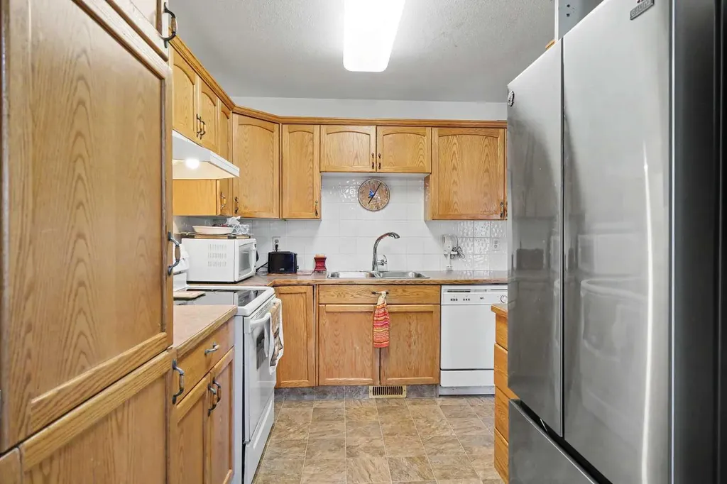 149 Silver Drive Blackfalds AB T0M0J0