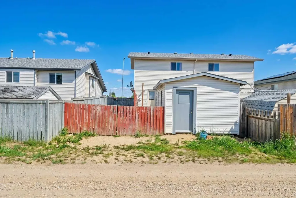 149 Silver Drive Blackfalds AB T0M0J0