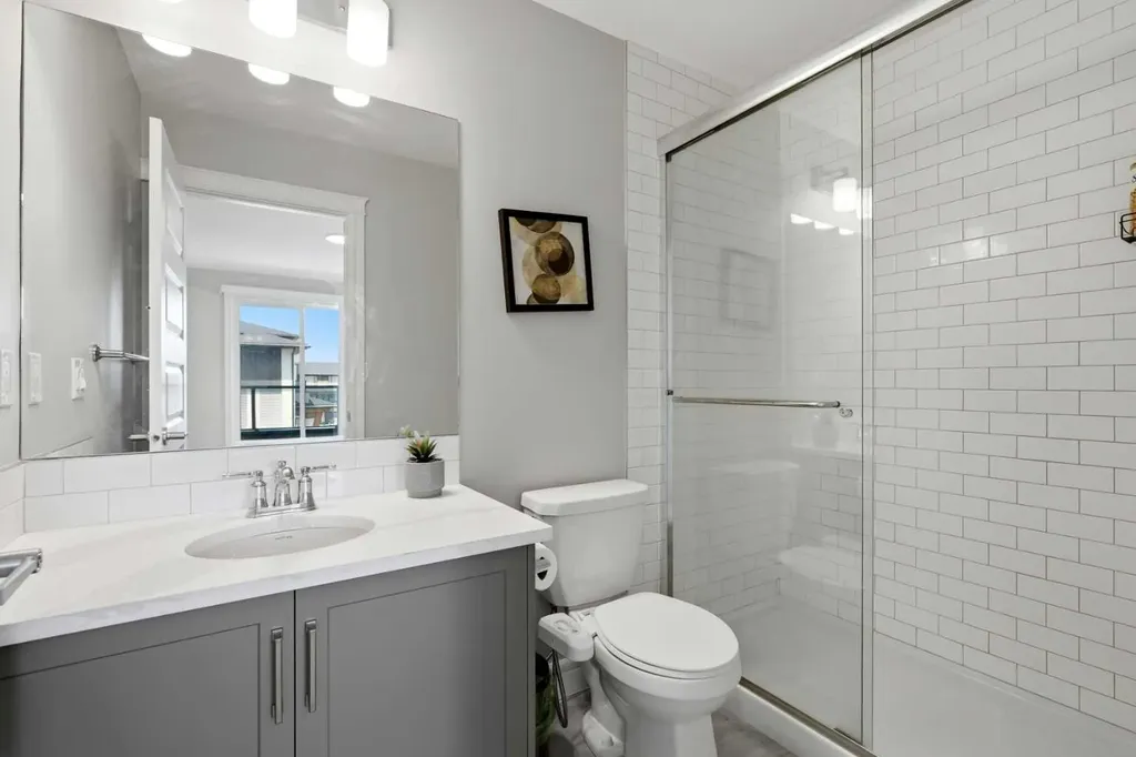 10060 46 Street NE Calgary AB T3J 2H8