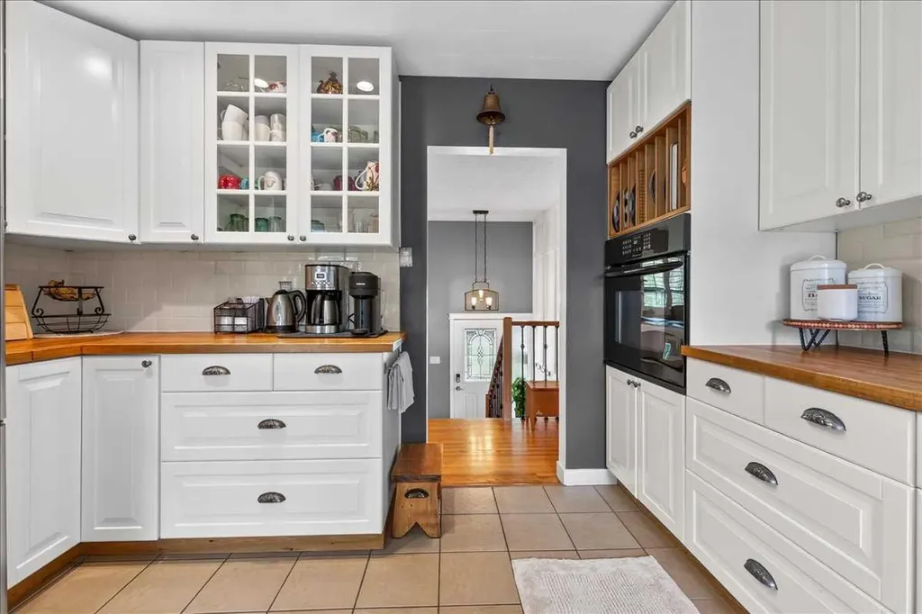 9715 Fairmount Drive SE Calgary AB T2J 0R9