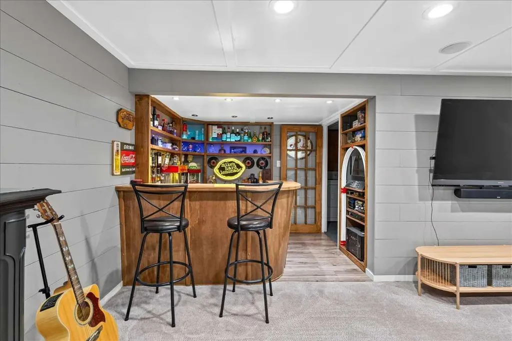 9715 Fairmount Drive SE Calgary AB T2J 0R9