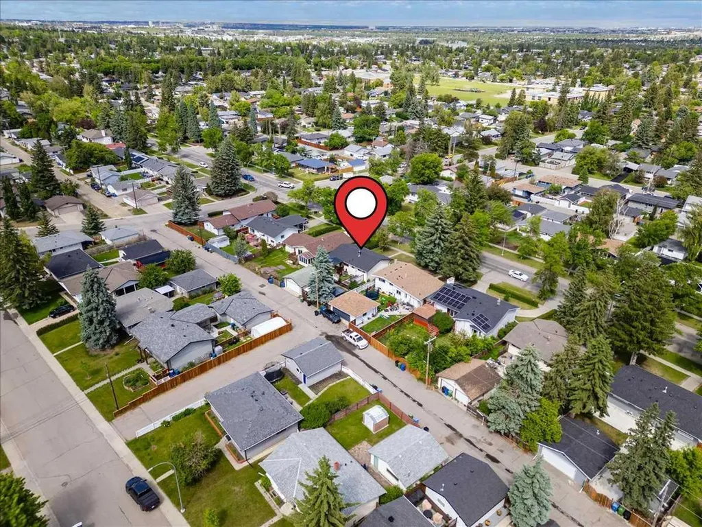 9715 Fairmount Drive SE Calgary AB T2J 0R9