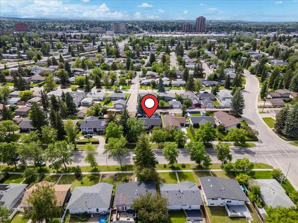 9715 Fairmount Drive SE Calgary AB T2J 0R9