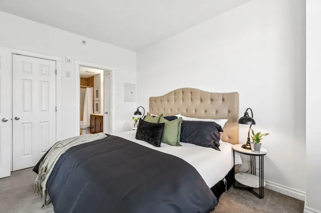 950 Centre Avenue NE Calgary AB T2P0E3