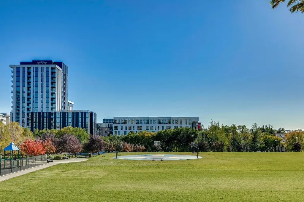 950 Centre Avenue NE Calgary AB T2P0E3