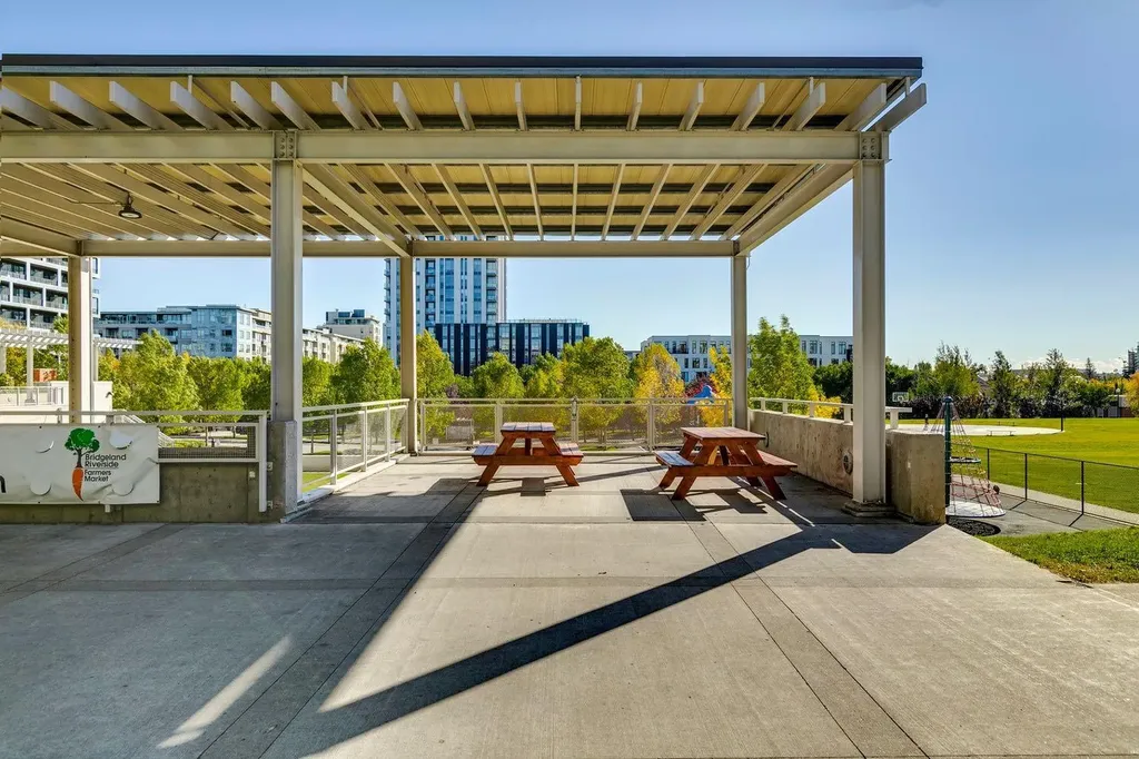 950 Centre Avenue NE Calgary AB T2P0E3