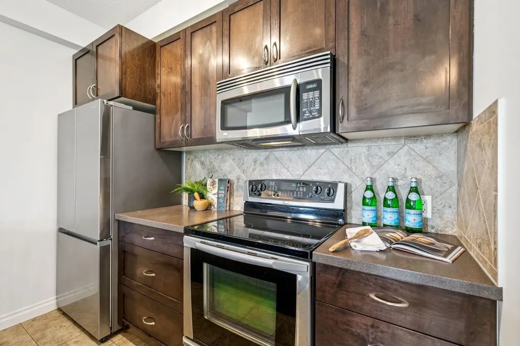 950 Centre Avenue NE Calgary AB T2P0E3