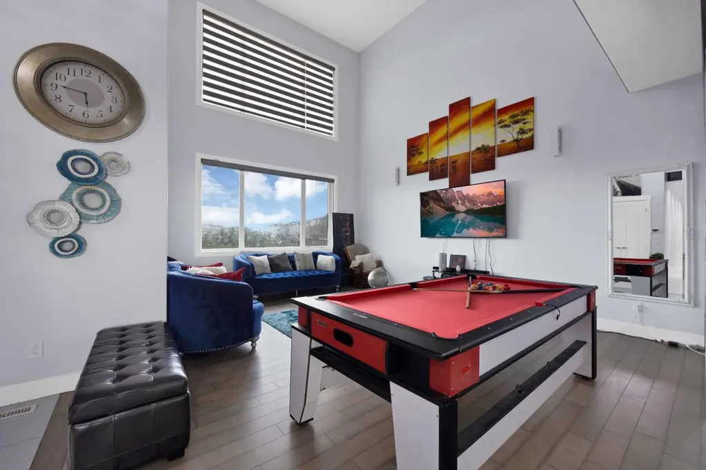 126 Cambridge Park Way Conrich AB T1Z0A2