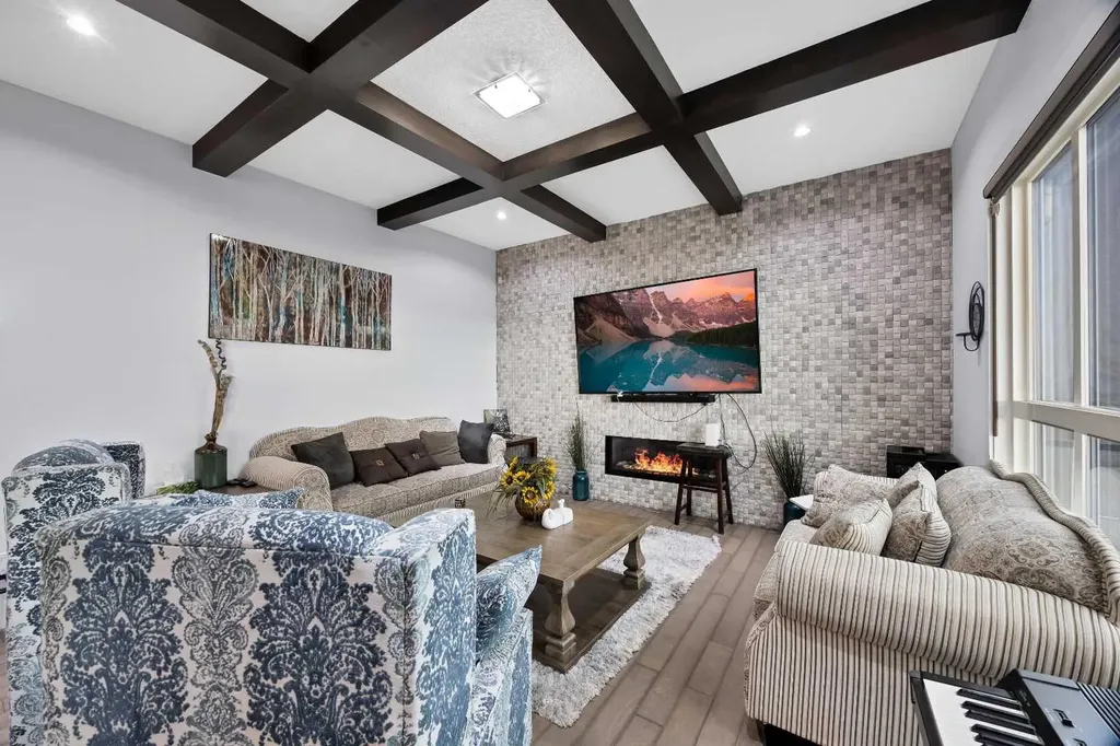 126 Cambridge Park Way Conrich AB T1Z0A2