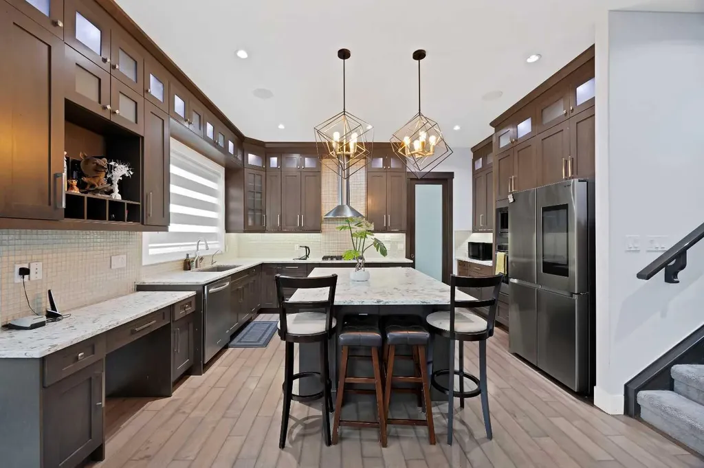 126 Cambridge Park Way Conrich AB T1Z0A2