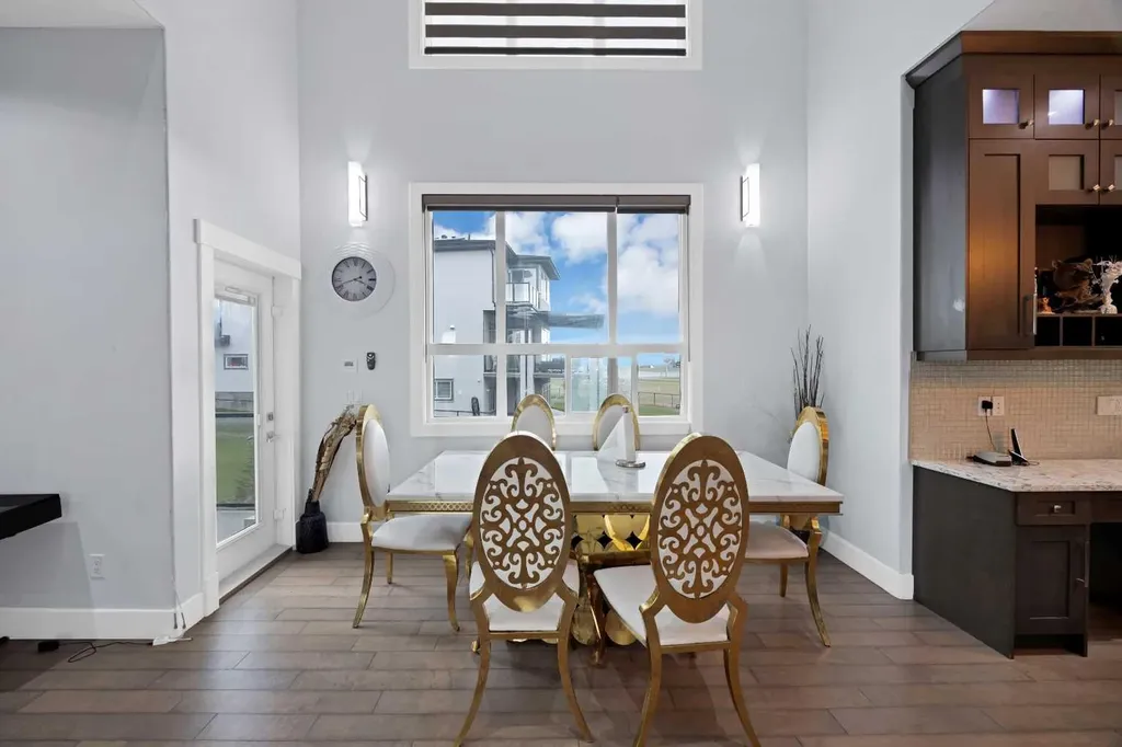 126 Cambridge Park Way Conrich AB T1Z0A2