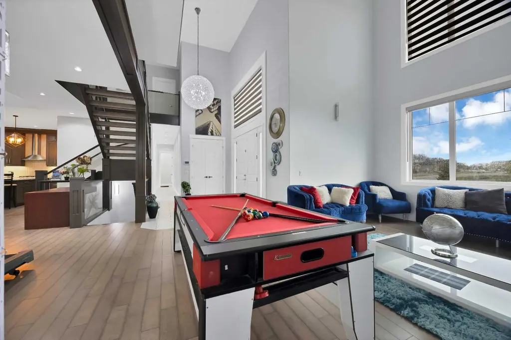 126 Cambridge Park Way Conrich AB T1Z0A2