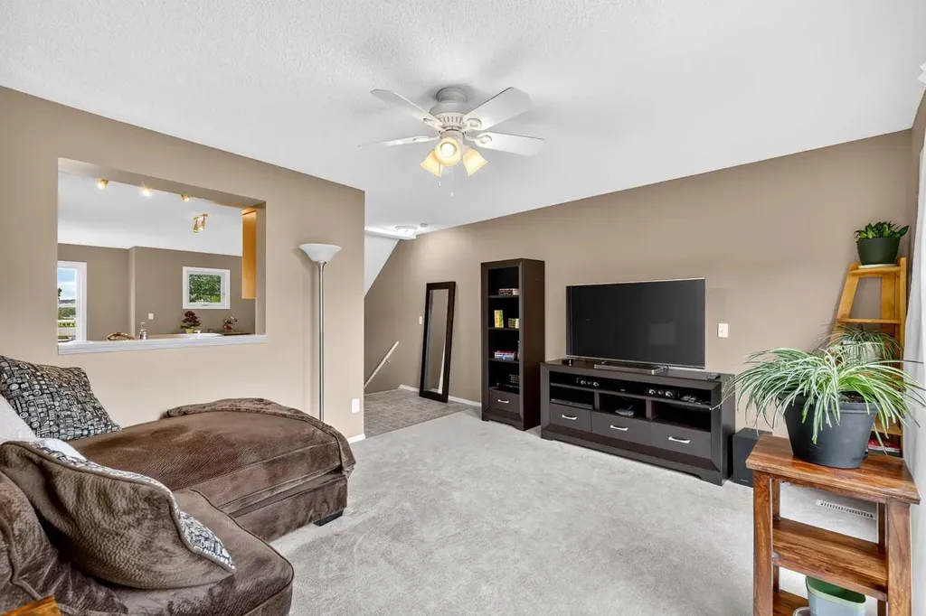 7 Westland Road Okotoks AB T1S 1Z1