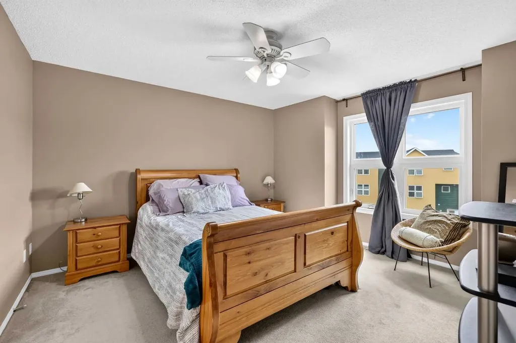 7 Westland Road Okotoks AB T1S 1Z1