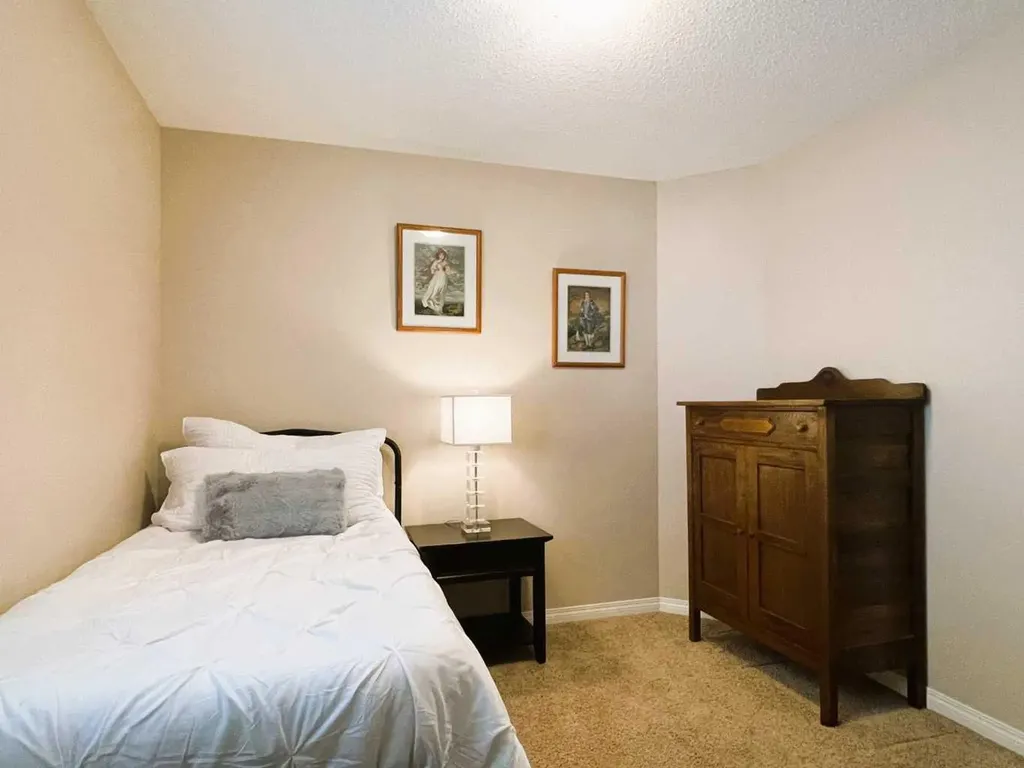 107 Skyview Springs Manor NE Calgary AB T3N 0A8