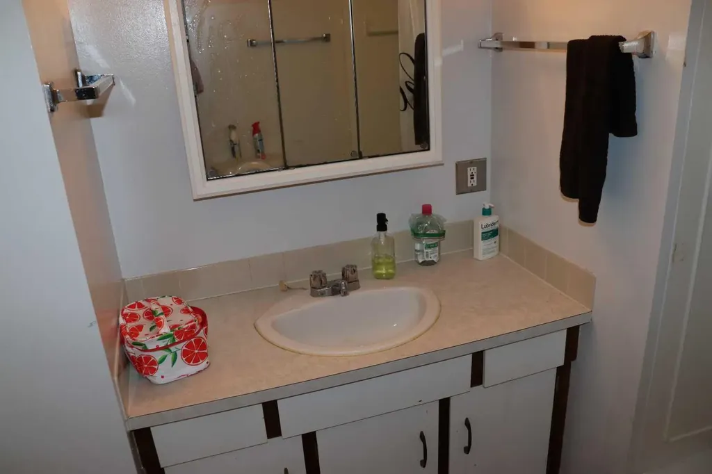 5706 West Haven Drive Edson AB T7E 1J6