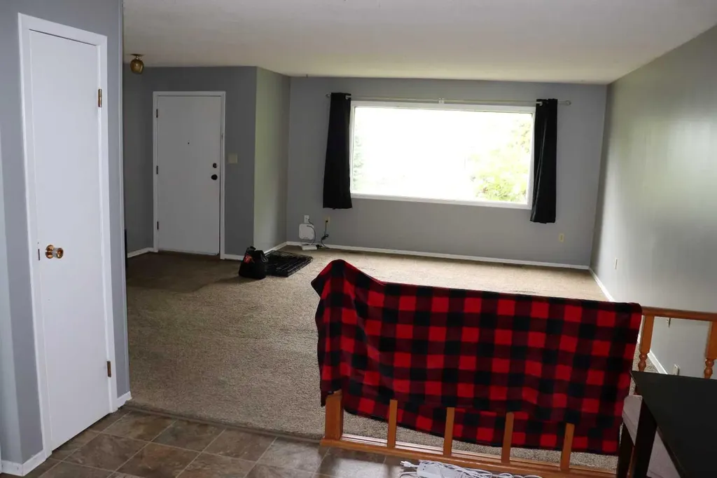 5706 West Haven Drive Edson AB T7E 1J6