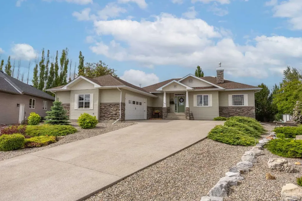 116 Birch Bay Vulcan AB T0L 2B0