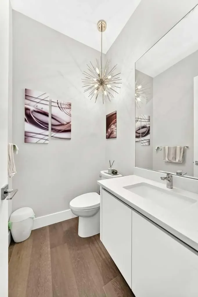 3014 Cochrane Road NW Calgary AB T2M4J3