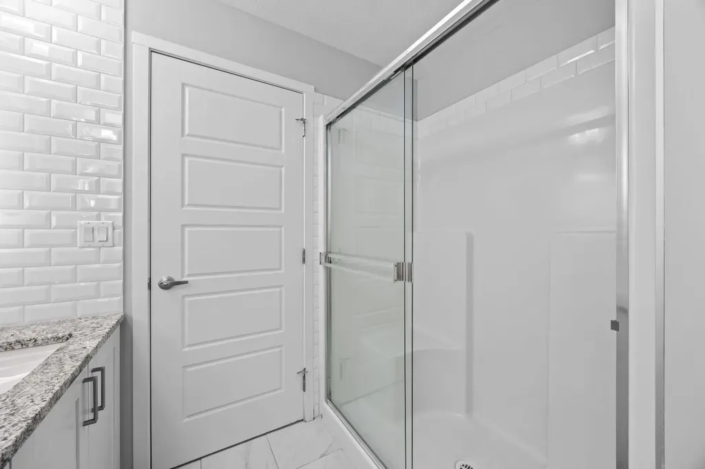 200 Harvest Hills Place NE Calgary AB T3K 2N3
