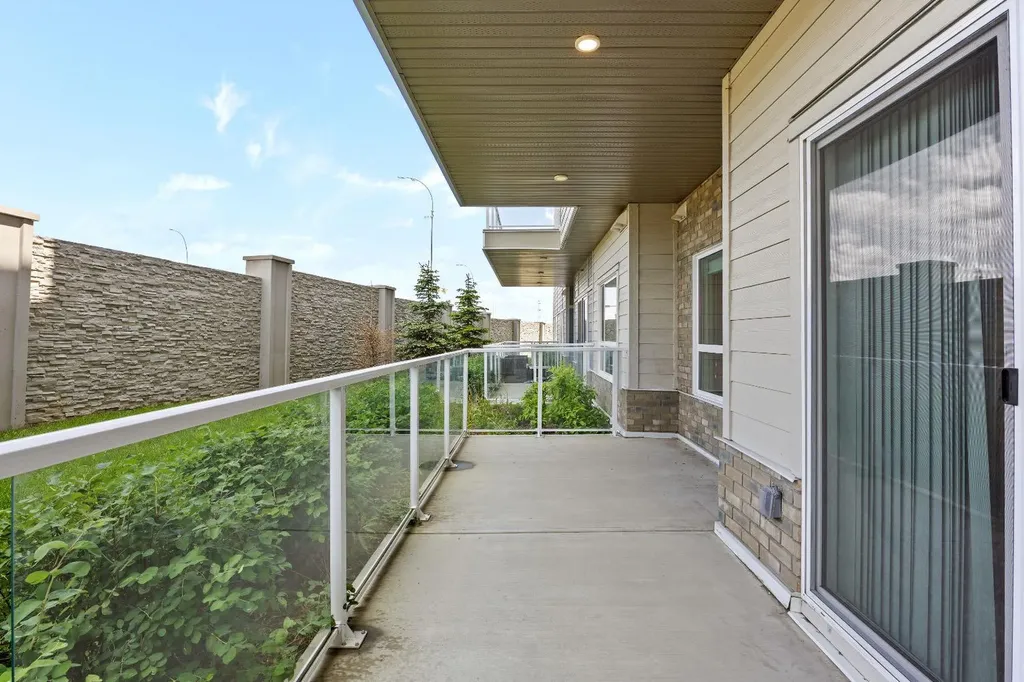 200 Harvest Hills Place NE Calgary AB T3K 2N3