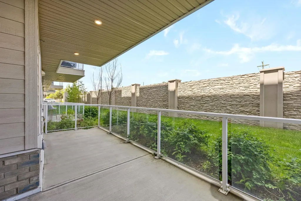 200 Harvest Hills Place NE Calgary AB T3K 2N3