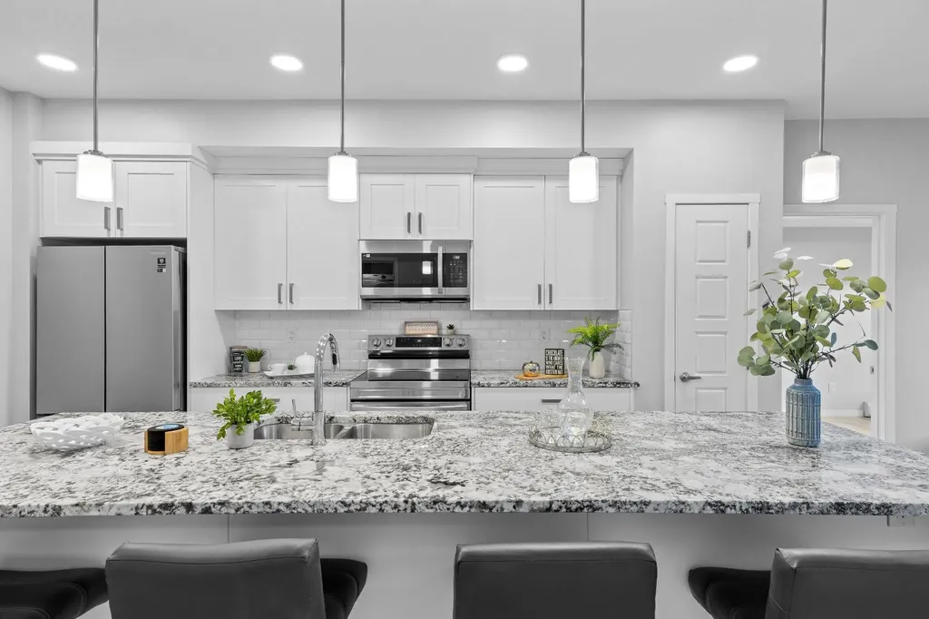 200 Harvest Hills Place NE Calgary AB T3K 2N3