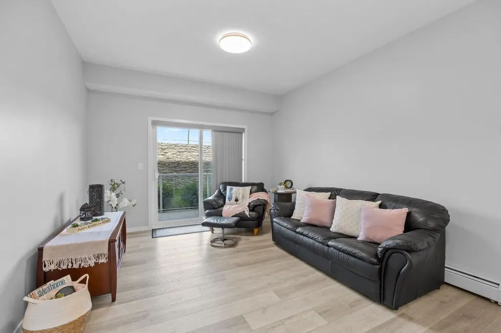 200 Harvest Hills Place NE Calgary AB T3K 2N3
