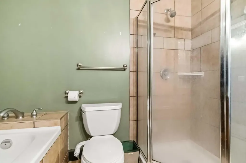 9918 Gordon Avenue Fort Mcmurray AB T9H5L1