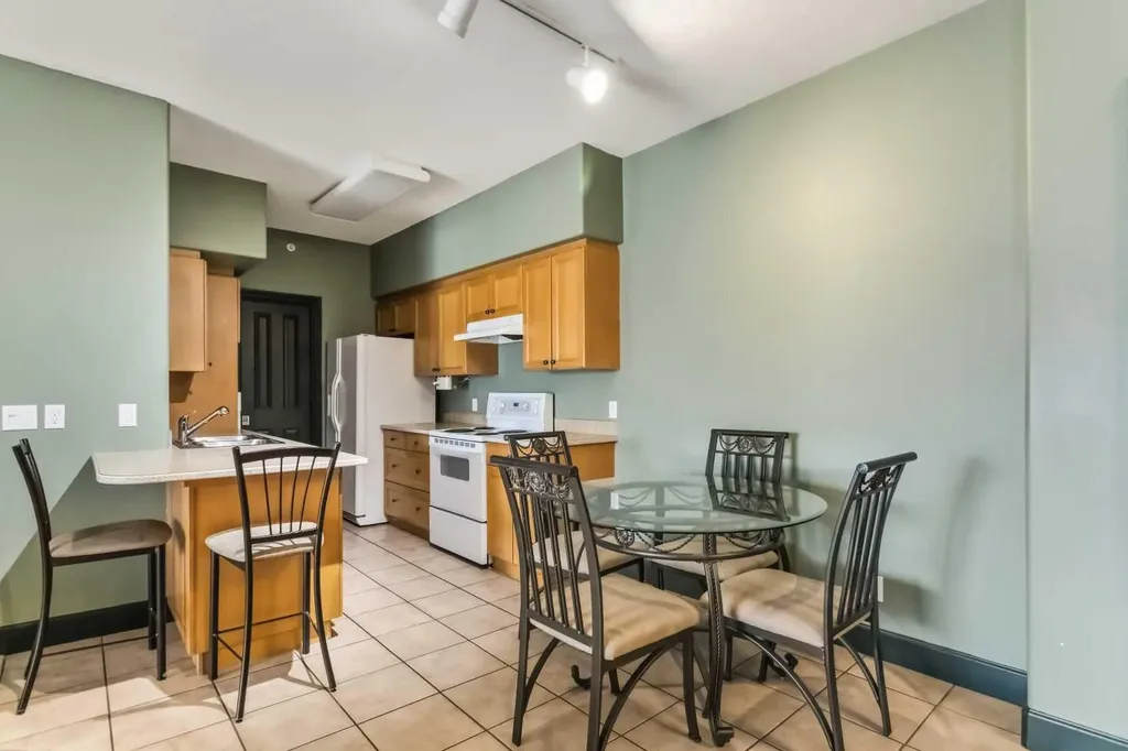 9918 Gordon Avenue Fort Mcmurray AB T9H5L1