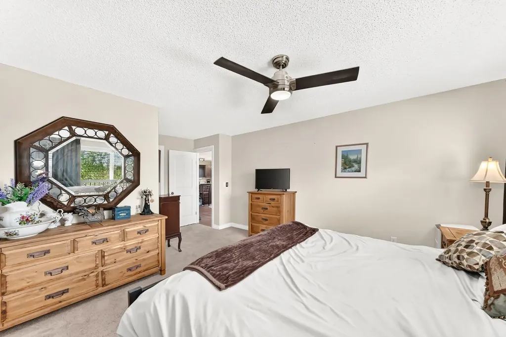 3 Van Horn Court NW Langdon AB T0J 1X2