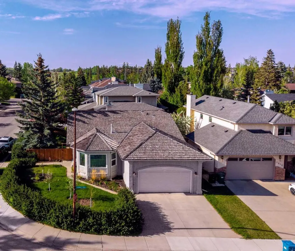 1414 Shawnee Drive SW Calgary AB T2Y 2V1