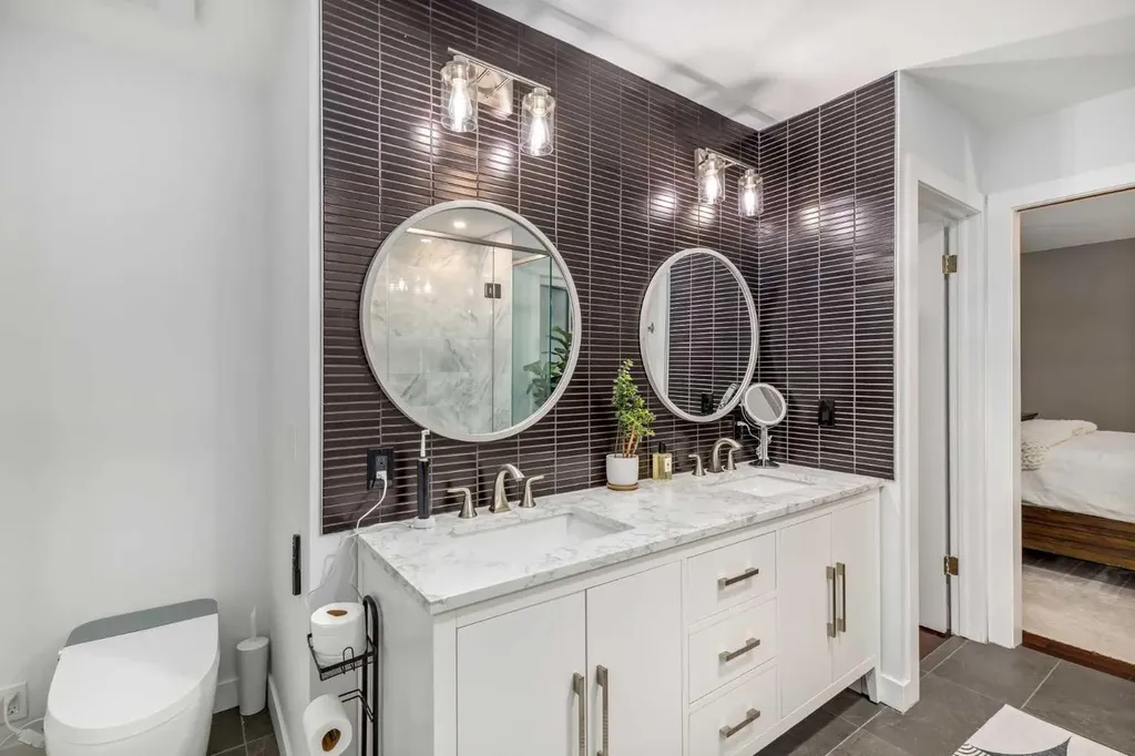 1414 Shawnee Drive SW Calgary AB T2Y 2V1