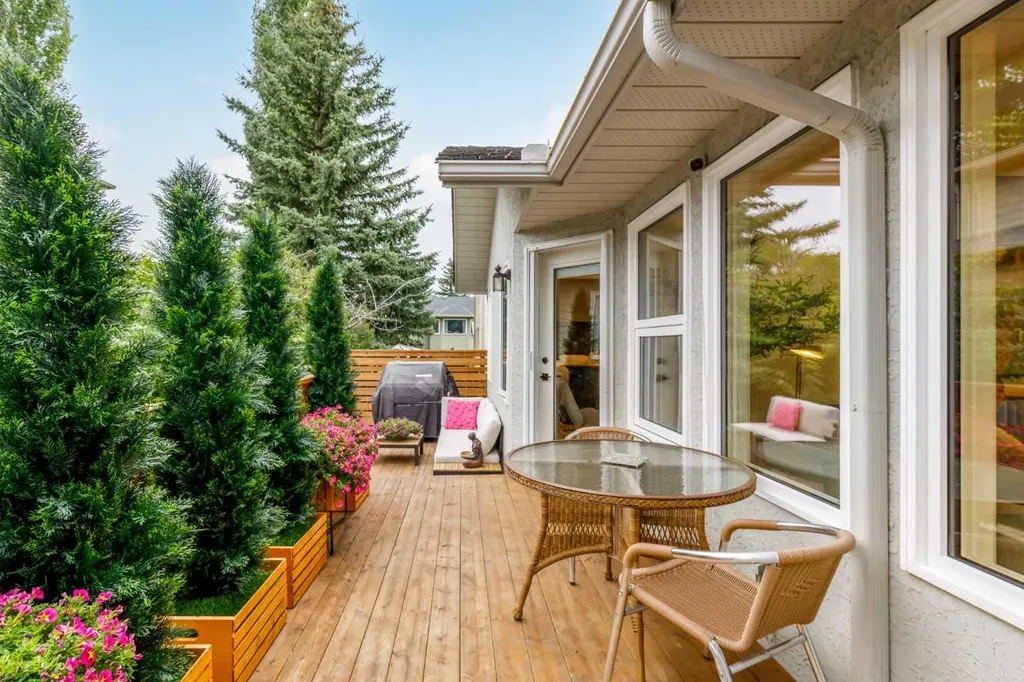 1414 Shawnee Drive SW Calgary AB T2Y 2V1