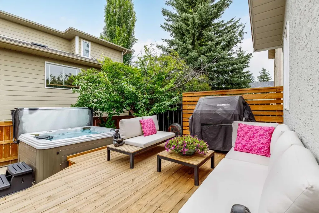 1414 Shawnee Drive SW Calgary AB T2Y 2V1