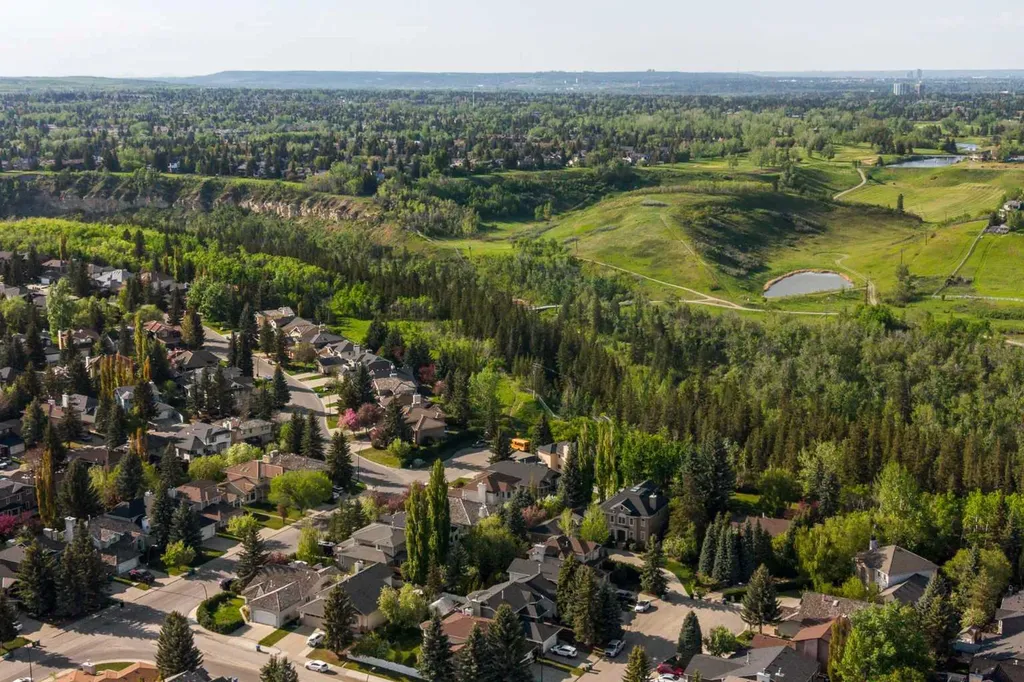 1414 Shawnee Drive SW Calgary AB T2Y 2V1