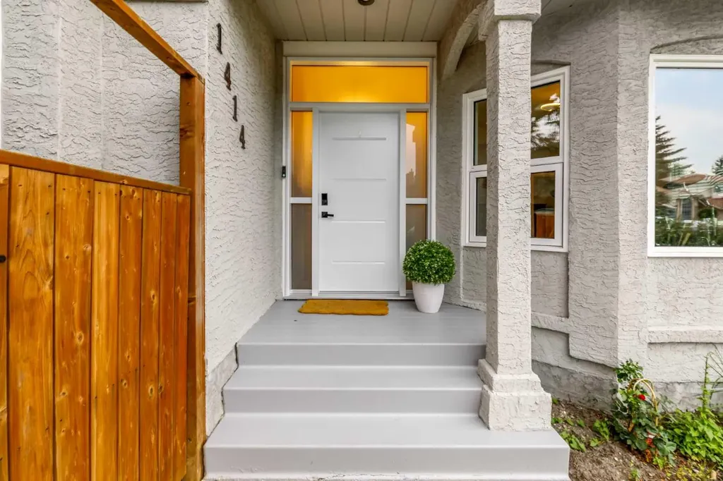 1414 Shawnee Drive SW Calgary AB T2Y 2V1