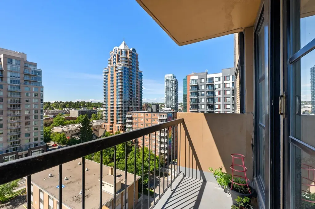 733 14 Avenue SW Calgary AB T2R 0N3