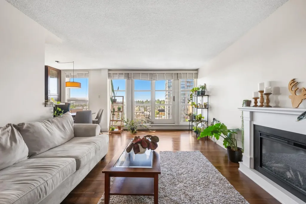 733 14 Avenue SW Calgary AB T2R 0N3