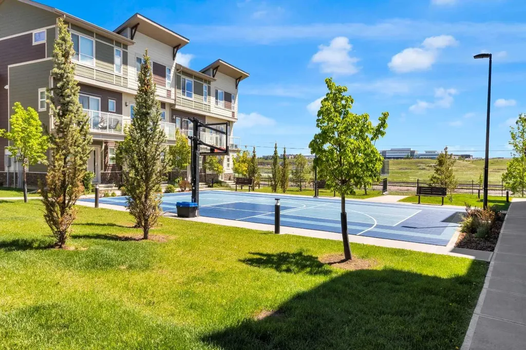 264 Harvest Hills Way NE Calgary AB T3K 2P3