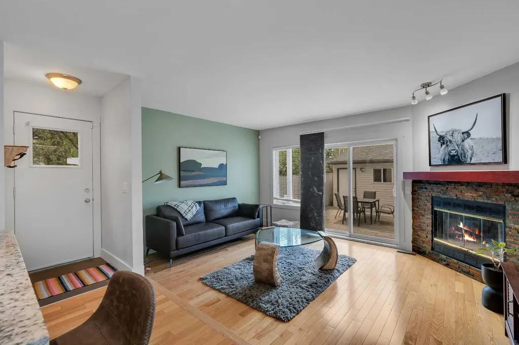 229 22 Avenue NE Calgary AB T2E 1T6