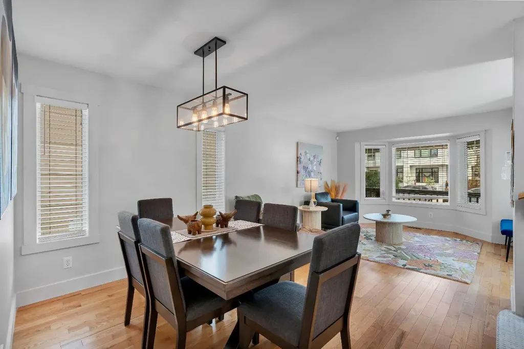229 22 Avenue NE Calgary AB T2E 1T6