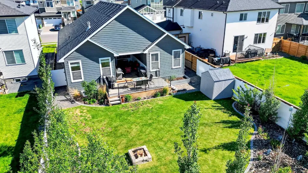 39 North Bridges Road SW Langdon AB T0J 1X3