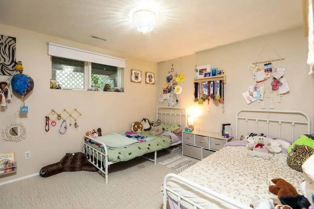 272 E 2 Avenue S Magrath AB T0K 1J0